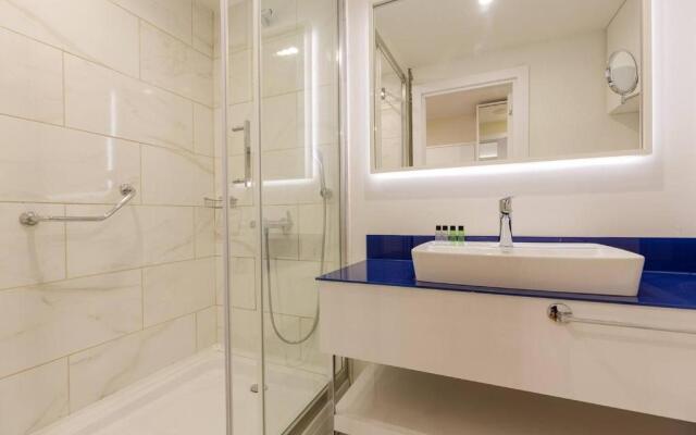 1BR Apartment With Sea View And balcony In Batumi