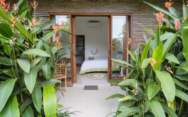 The Kumpi Bali by the Lavana