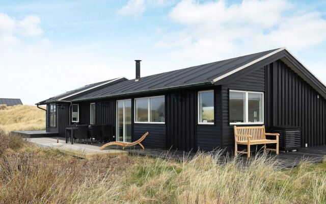 Pleasant Holiday Home in Hjorring With Whirlpool