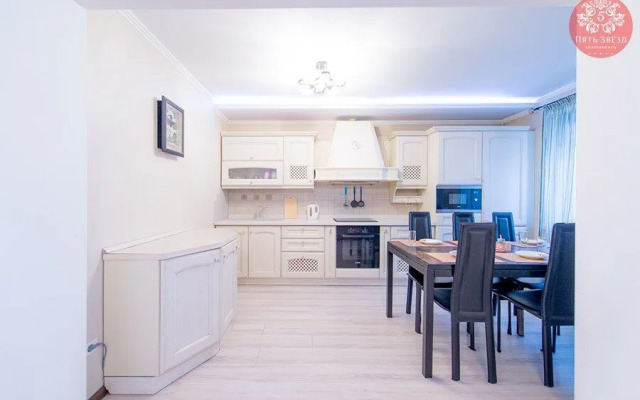 Apartments Five Stars Large Area