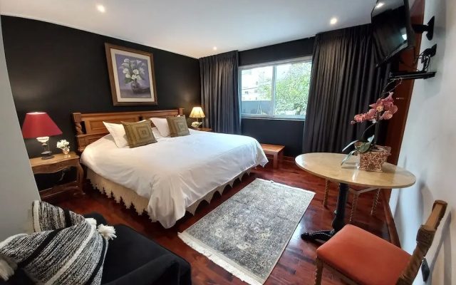 Ana Frank Boutique Hotel