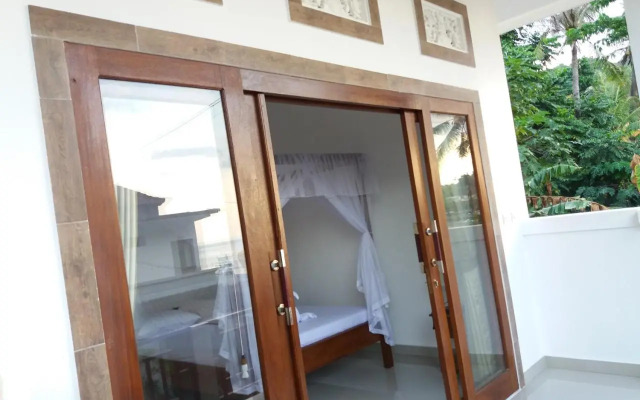 Warung Ombak Homestay