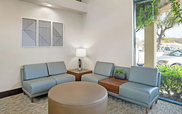 Best Western Plus Black Oak