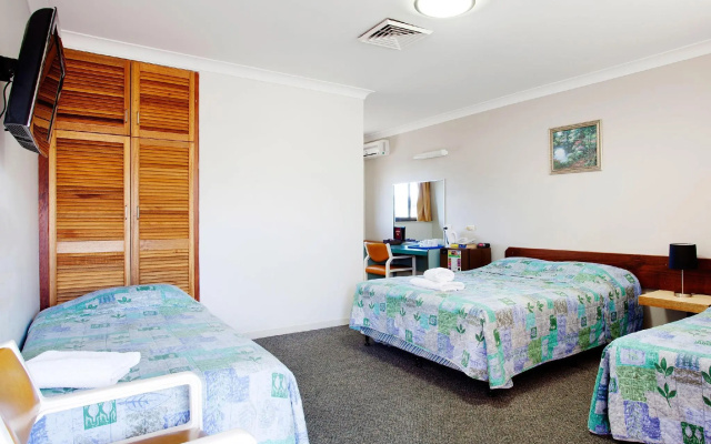 Vale Hotel – Guest Rooms – Cluden