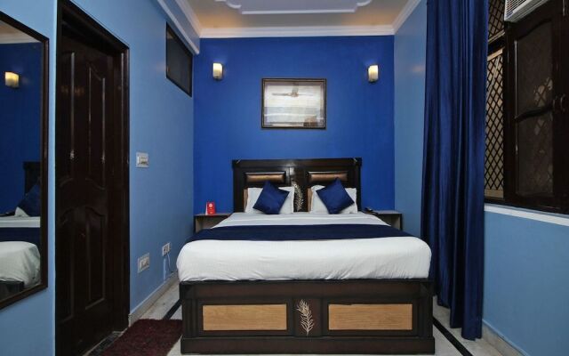 Capital O 9222 Winsome Hotel