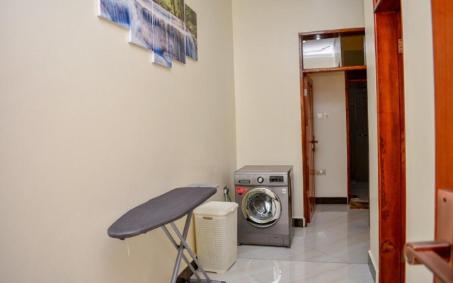 Lovely 2 Bed Apartment in Entebbe