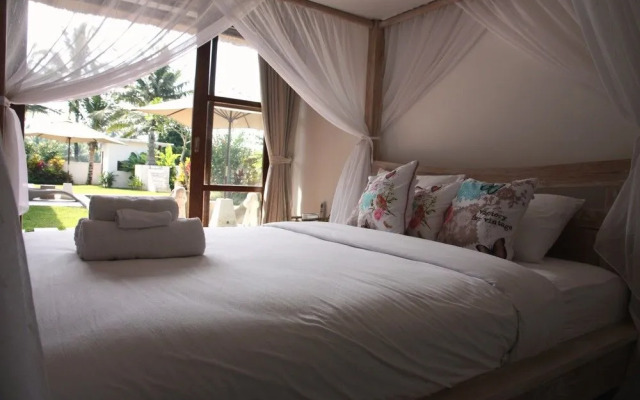 Villa Candi Kecil 1