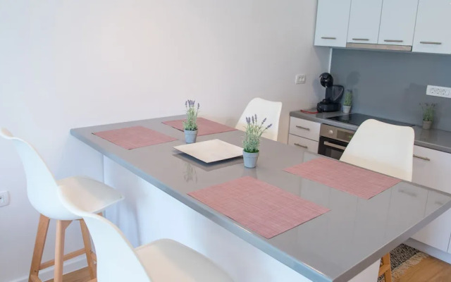 Apartment Ema