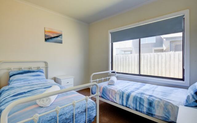 Waves Luxury Suites