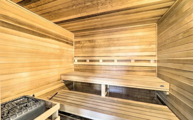 Walk to Ski Slope: Sugar Mountain Condo w/ Balcony