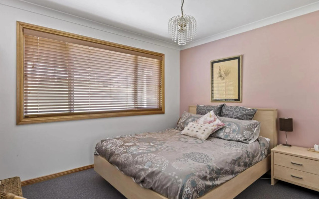 Gemini Way 10 Pet Friendly