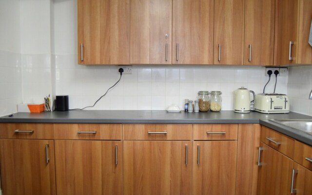 Spacious 3 Bedroom Family Home in Vauxhall