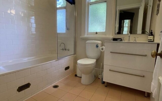 Rowan Brae Historic Guest House
