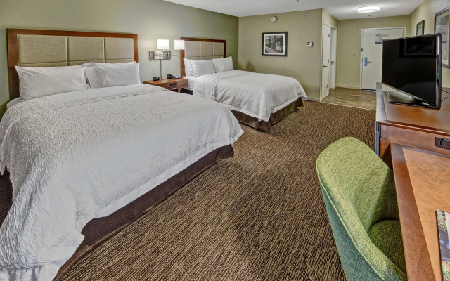 Hampton Inn Savannah-I-95-North