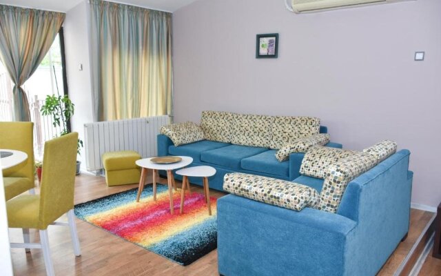 White Rose Family Hotel