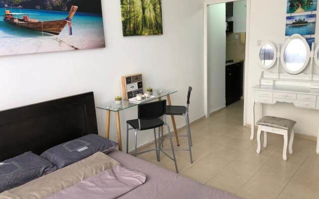 Luxury beach R&A Apartment group