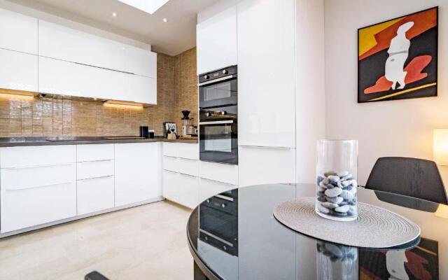 MA2- Sea views, walking distance to Puerto Banus