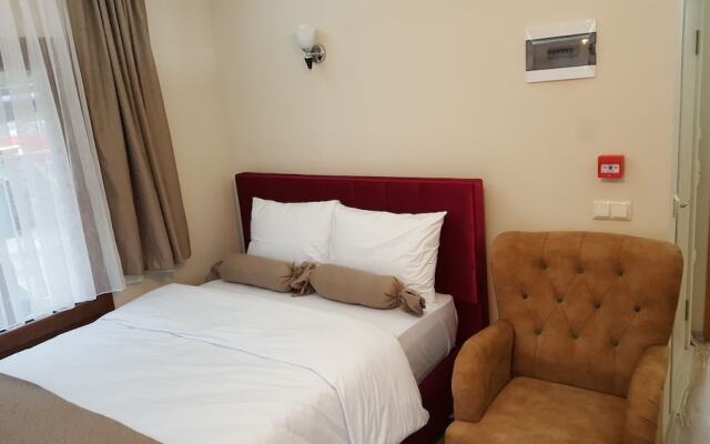 Haros Suite Hotel