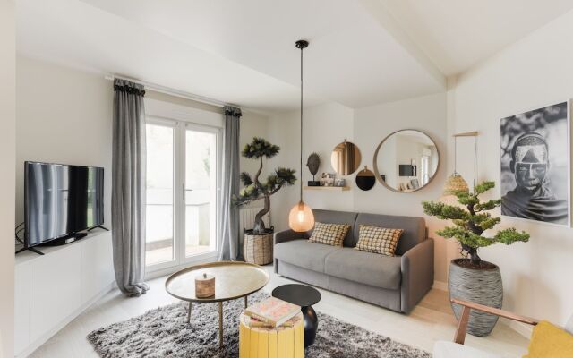 Bonzaï-superbe Logement Avec Parking