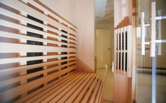 Poville Residence