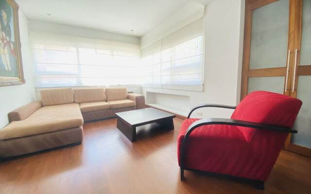 Hotel Retiro 84 by MIJ