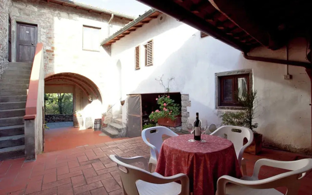 Pleasant Apartment With Swimming Pool,garden,bbq, Parking