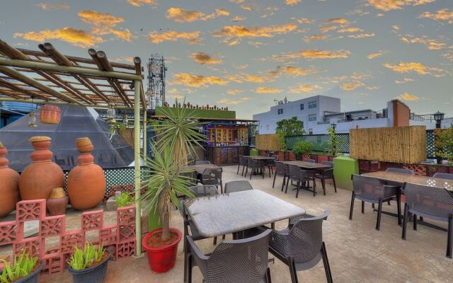 Icon Regency By Bhagini