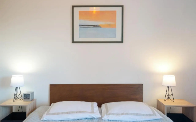 Les Jasmins Apartment