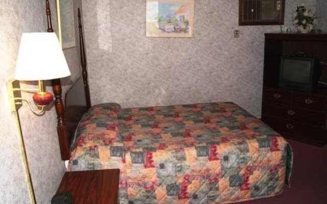 Towne and Country Motel