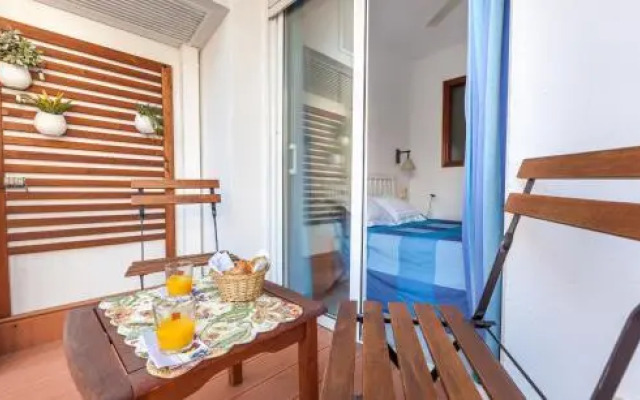 Hola Sitges Apartments