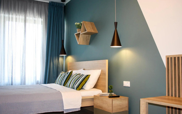 Dynasta Central Suites