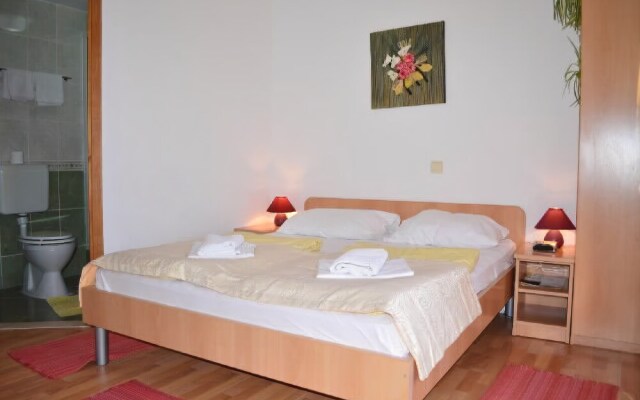 Apartments Mato