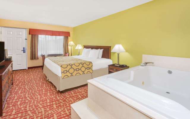 Baymont by Wyndham Sevierville Pigeon Forge