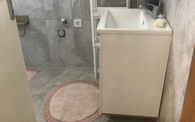 Cozy Flat With Shared Pool and Balcony in Dalaman