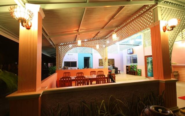 Baan Dahla Resort