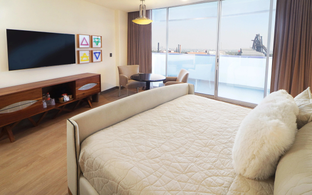 Holiday Inn Monterrey - Parque Fundidora by IHG