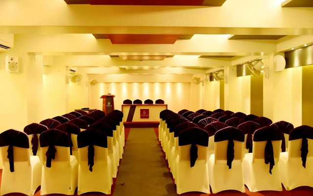 Emarald Hotel Calicut