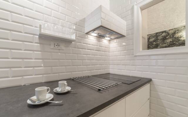 Romantic Vintage Colosseum Apartment