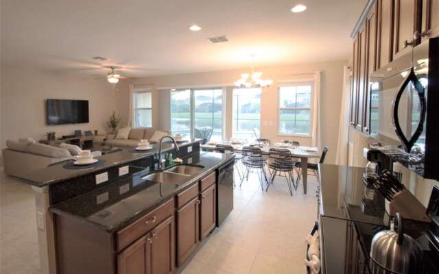 Golden Palms Vacation Resort 2586