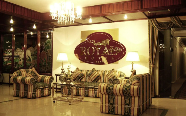 Royal Lodge Hotel