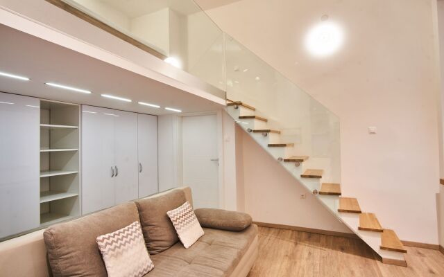 V27 Budapest Apartment