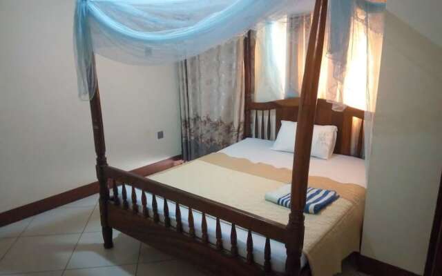 New Lions Hotel