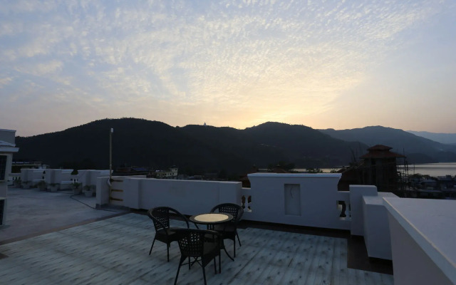 Da Yatra Courtyard Hotel & Resort