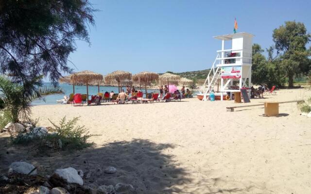 Maria & Manos Guest House, Agios Onoufrios beach