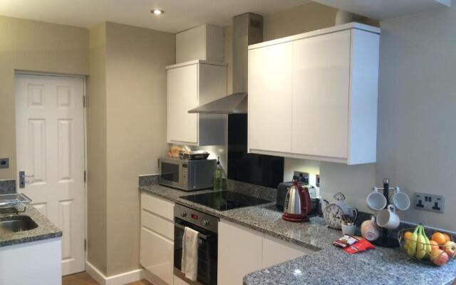 Valley Mount House & Apartment