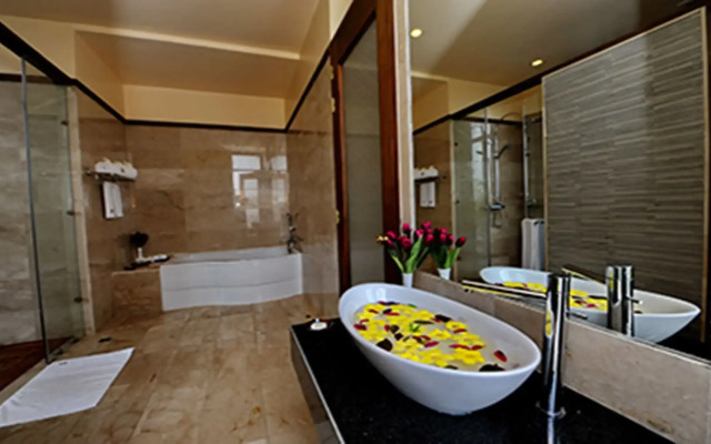 The Myat Mingalar Hotel