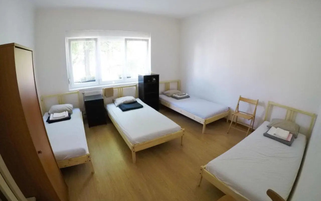 4Beds Hostel Greenslo