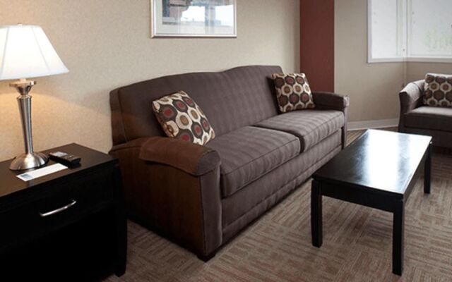 Findlay Inn and Conference Center