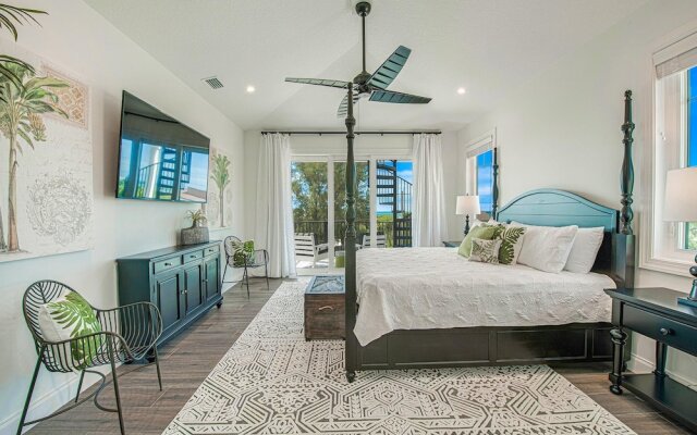 The Plaza in Siesta Key