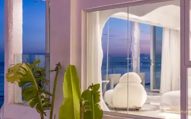 Sanya ZRS Nature Reading · Blue Cave Land Seaview Homestay